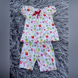 Dear Chase Christmas Presents Pajamas 3T. So cute. Great condition
